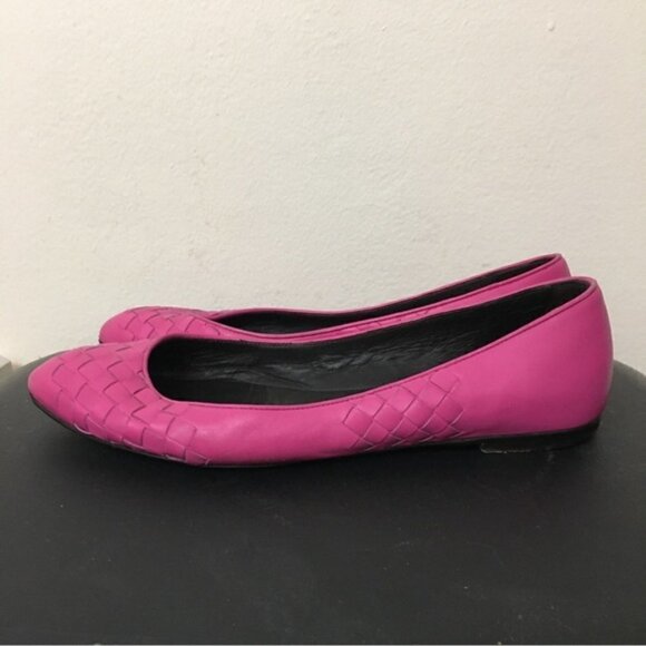 Bottega Veneta Barbie Pink Leather Pointed Toe Flats - Picture 5 of 10